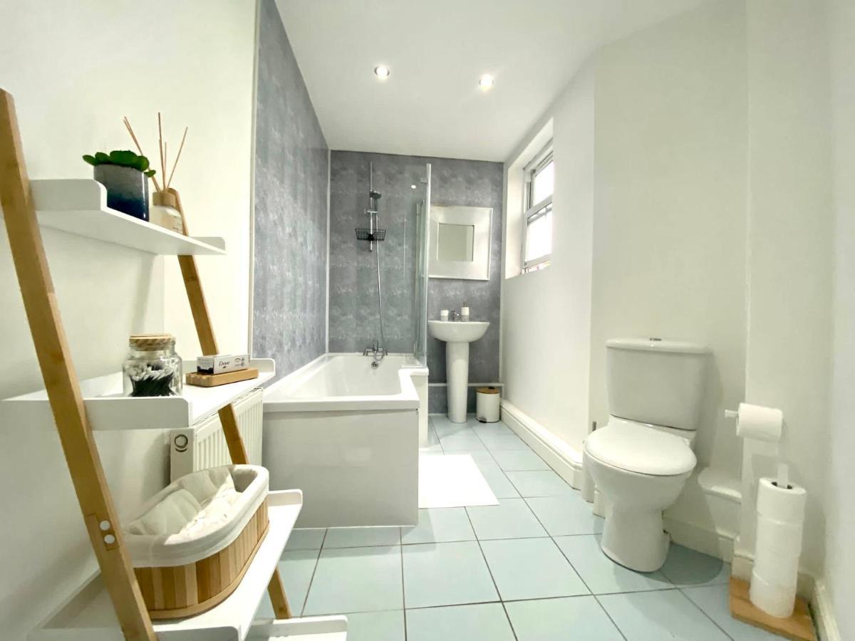 Lovely Stylish Apartment Near Penny Lane! Free Parking Liverpool Esterno foto